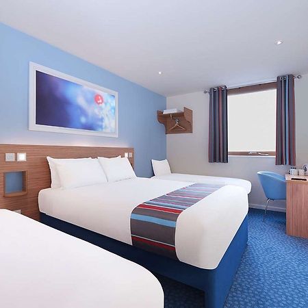 Travelodge Birmingham Central Broadway Plaza Екстер'єр фото