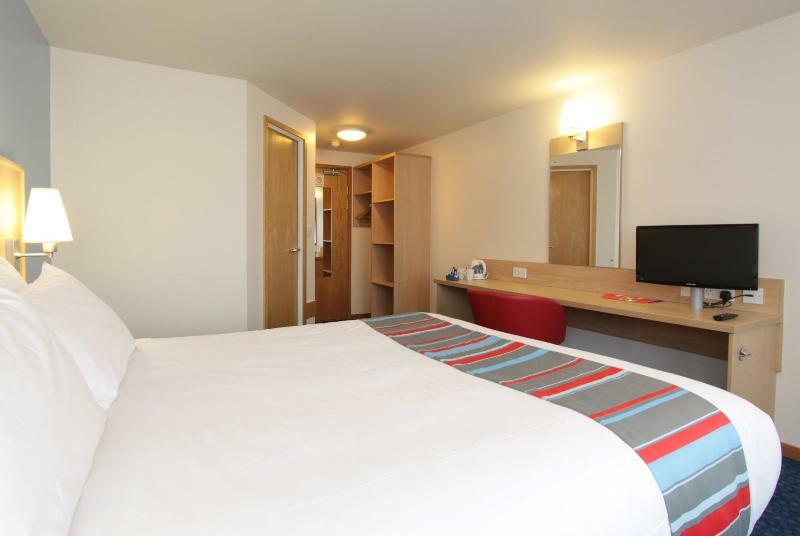 Travelodge Birmingham Central Broadway Plaza Екстер'єр фото