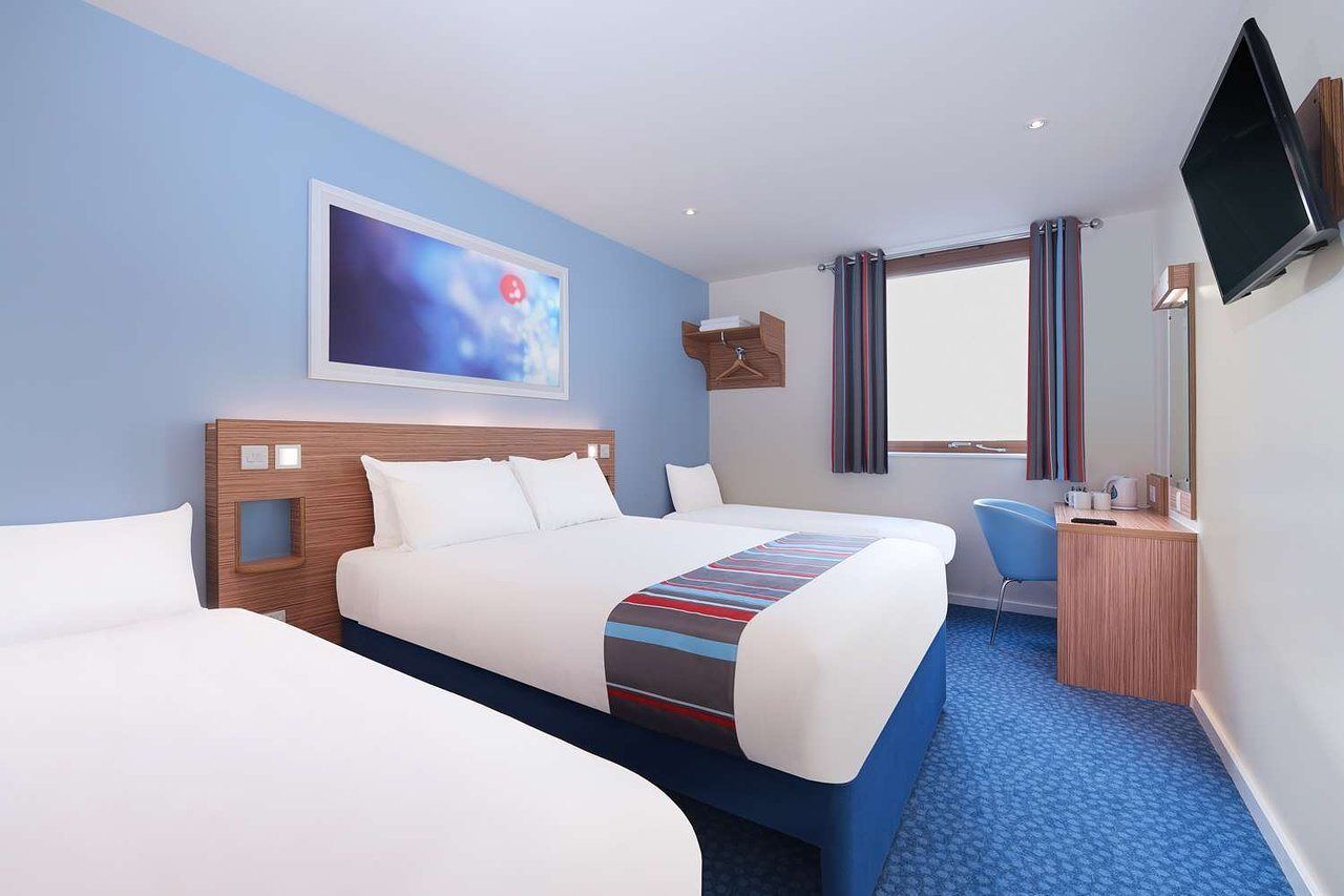 Travelodge Birmingham Central Broadway Plaza Екстер'єр фото